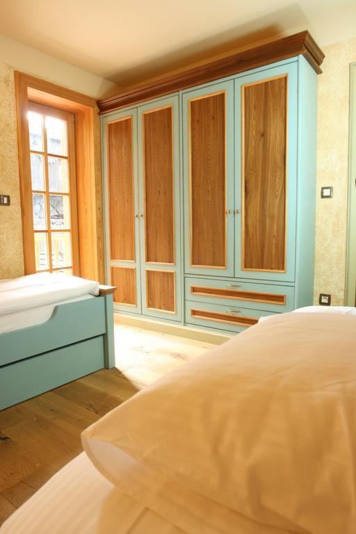 Villa Les With Hot Tub & Sauna Brežice Pokoj fotografie
